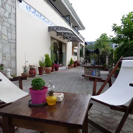 Aparthotel Dolphins &