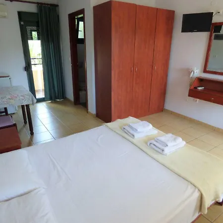 Aparthotel Dolphins &