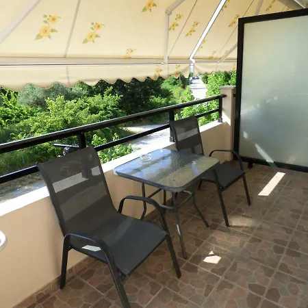 Aparthotel Dolphins & Limenas (Thasos)