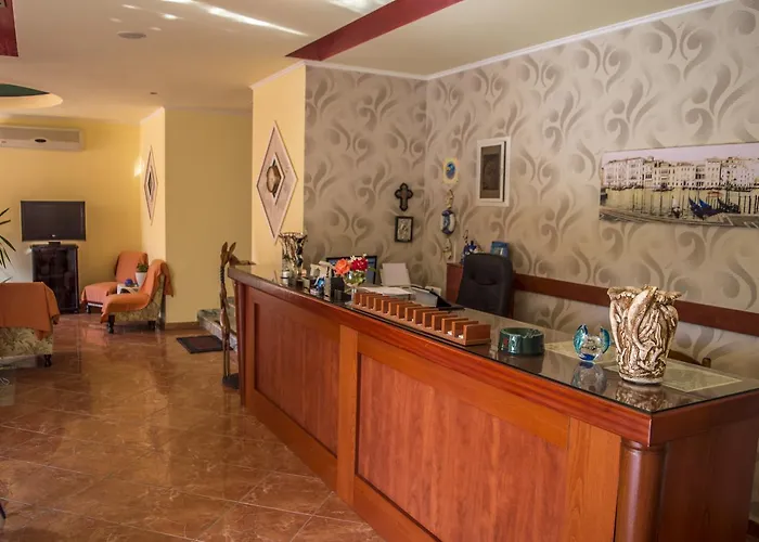 Hotel de apartamente Dolphins &