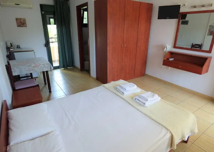 Aparthotel Dolphins &